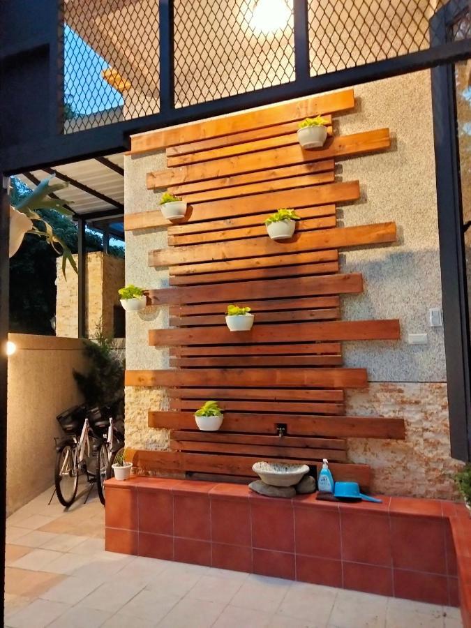 910 Hostel 城南館-自助入住 Юли Екстериор снимка